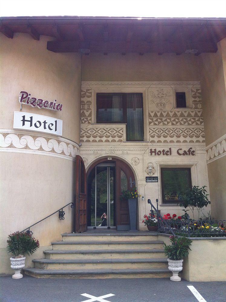 Hotel Pizzeria Selva Zernez Exteriér fotografie