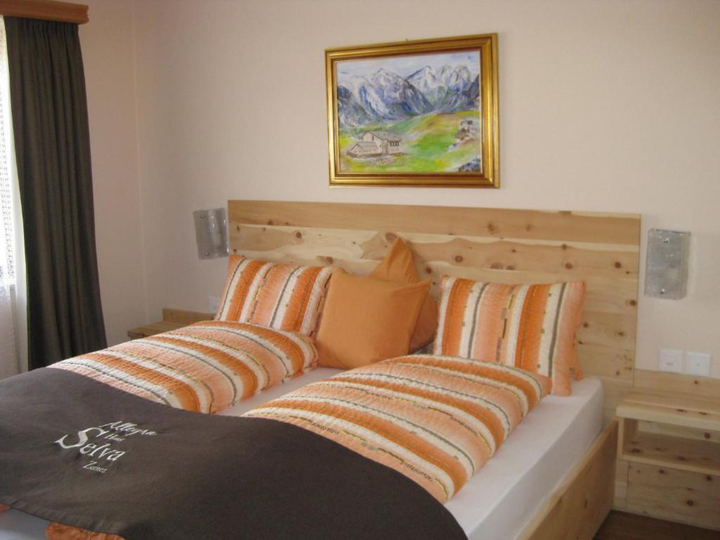 Hotel Pizzeria Selva Zernez Pokoj fotografie